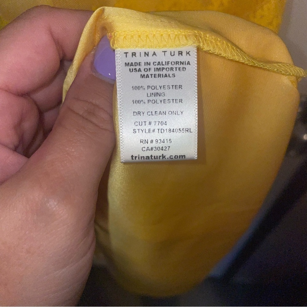 Trina Turk Textured Yellow Halter Dress Size 8‎ - Picture 4 of 4